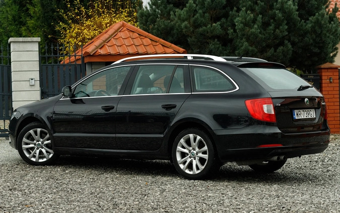 Skoda Superb cena 39900 przebieg: 218000, rok produkcji 2010 z Suwałki małe 704